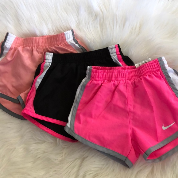 2t nike shorts girl